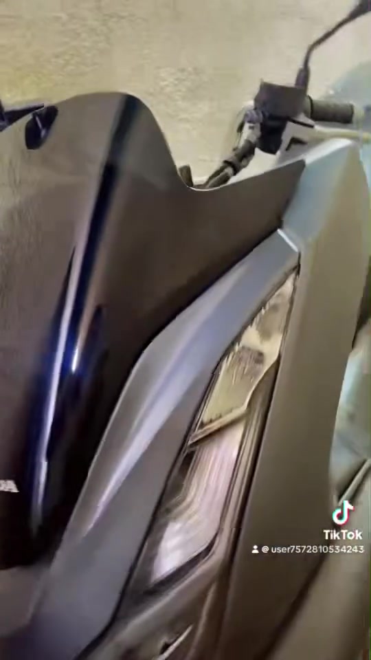 السلام عليكم جيل الرابع ياباني  احله من الوكاله 25  قفل قفل قفل اله ربع مترهم السوك اشكال ولوان بي بس الي ايدور جديد ايخابرني رحمه الوالديكم جماعه 24 لتخابرني ول كل على راسي رقم ***********
