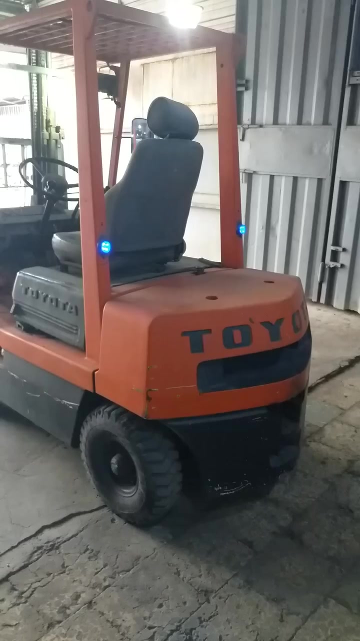 للبيع السعر٥مليون وبيها مجال***********
