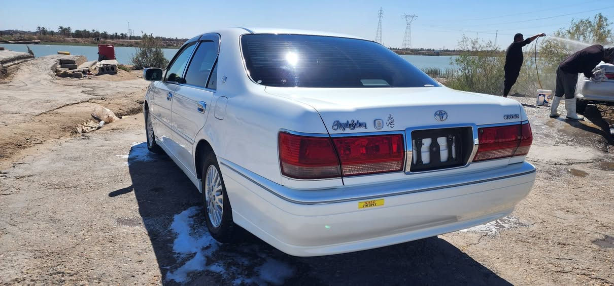 تويوتا كراون رويال مكفوله كفاله عامه ضربه وكص وسرقة ادوات ادوات حاويه بدون كص دخول جديد كرستال اصل مديل فتحه سقف كشنات كهرباء ستيرن كهرباء 🔋  رقم الهاتف 📱 ***********
