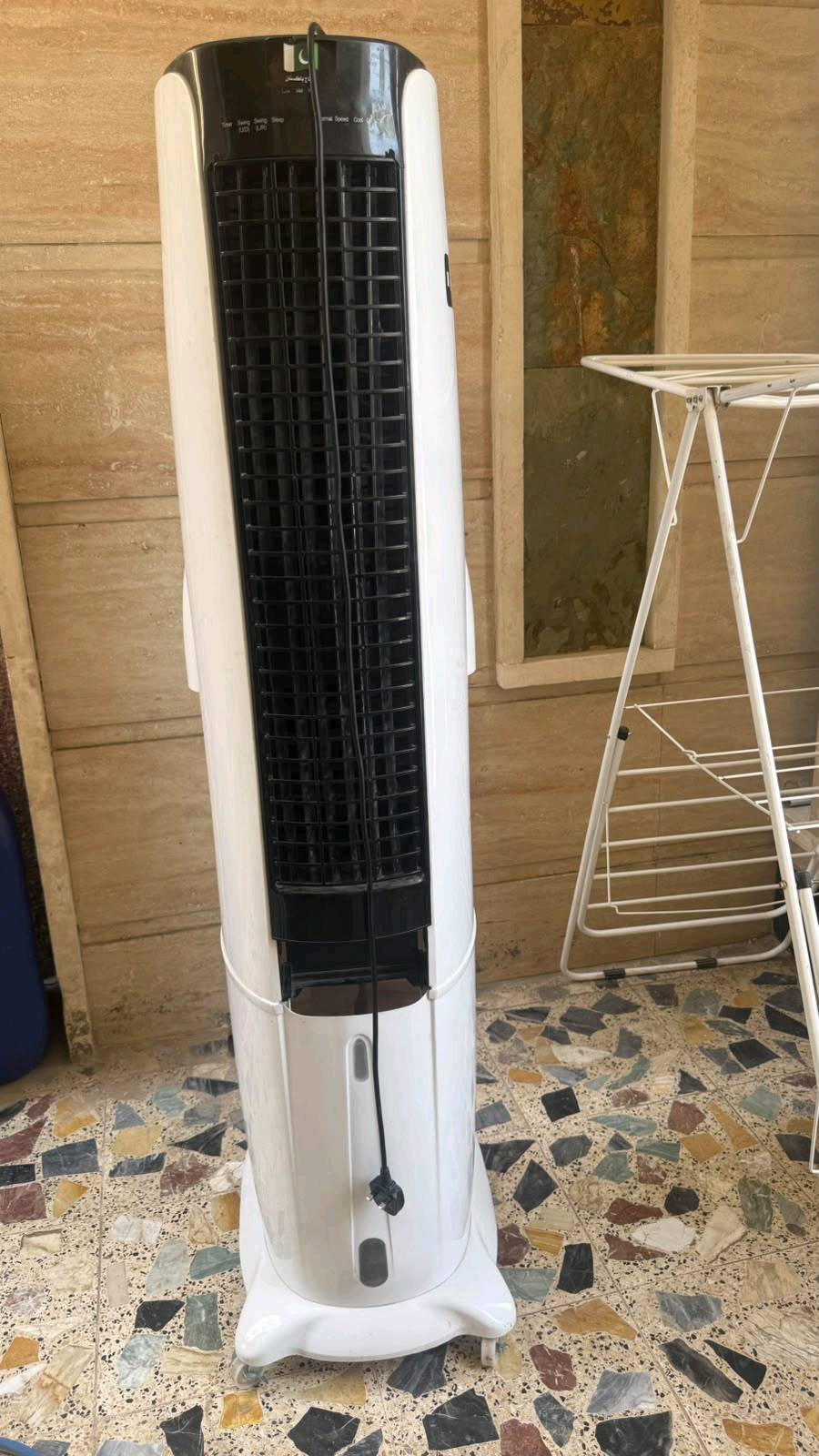مبردة انفيرتر برج العرب نوعية الدولية باكستانيه اصلية نظيفة فول استعمال قليل كل قطعها اصلية ولاقطعه مبدلة السعر280الف وقابل للتفاوض متوفر توصيل لكل بغداد ***********