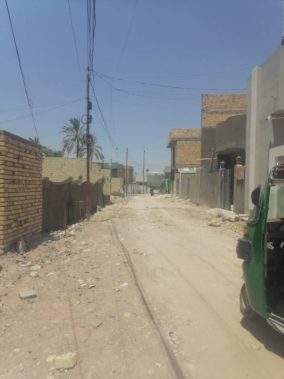 قطعة للبيع ركن مساحة 170 متر طابو زراعي تحويل مباشر
الواجهة 10 متر / النزال 17 متر
الشارع 7 متر
الموقع /  ربيانة قرب بيت وعد الگصاب
***********
