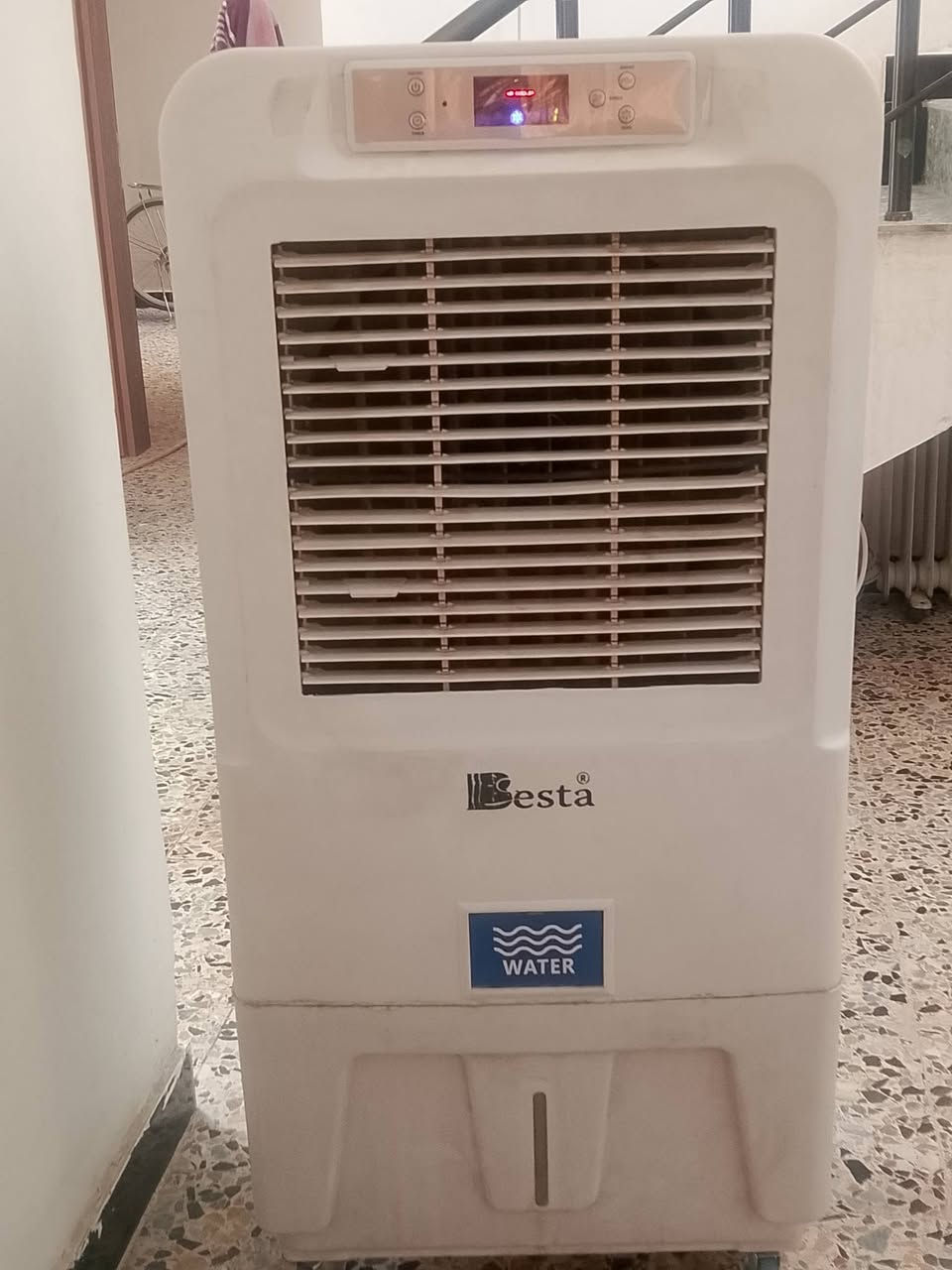 مبردة (كمفيرة) للبيع في كربلاء استعمال سنة واحدة تشتغل ثلاث درجات

السعر (150 الف) الشراي يراسل واتساب
‏‪***********‬‏
