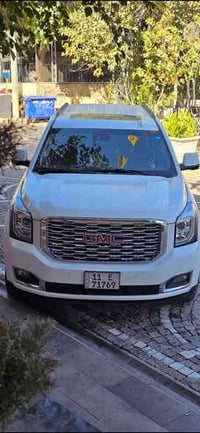 يوكن جمسي موديل 2020 وارد امريكا حدثه سرق  فول مواصفات SLT سرق 4 بيبان...