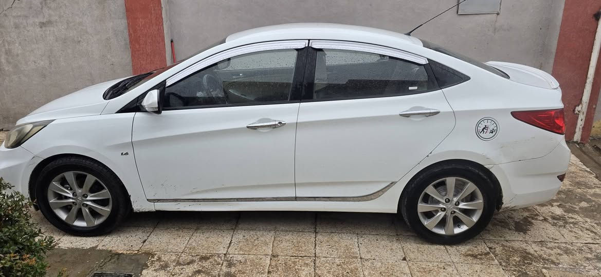 اكسن البيع موديل ١٢ بدون صبغ موصل تلكيف ١١٠    ***********
