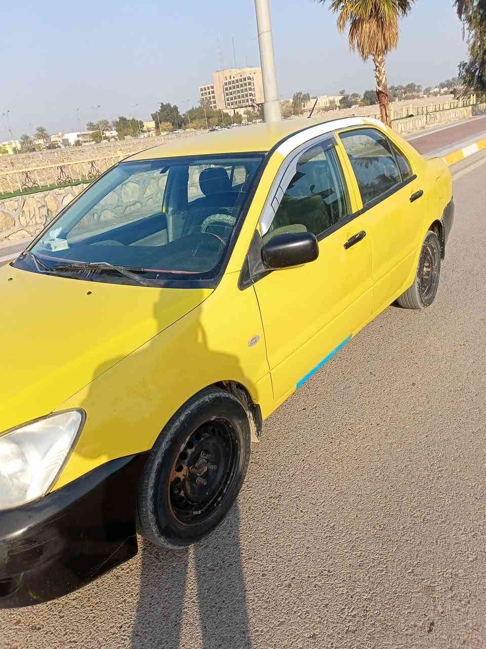 لانسر موديل ٢٠١٠كير محرك حاوية ٢٠٠٠صدر جديد تخم تاير جديد باتري جديد دوشمة جديدة رقم ديالى بسمي سنوية ٢٠٣١هزه جديده مصغرة هيئة وغرامات مرورية رقم انكليزي ماناقصها شيء شغل واطلع للشارع اشتغل على باب الله عنواني بعقوبة الرحمة رقمي  ***********
