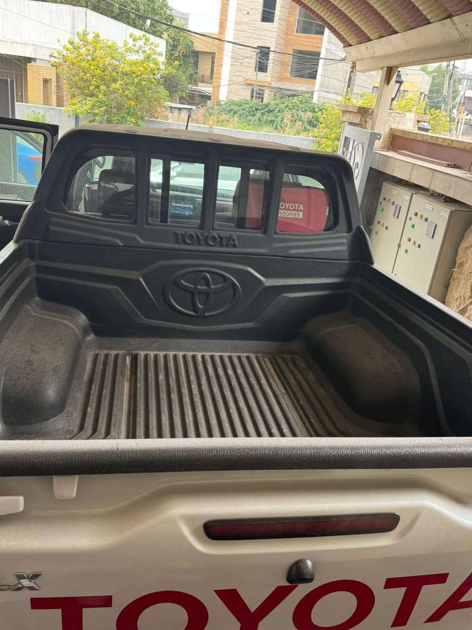 بيكم تيوتا 2023 سعودي بصمة مكفولة كفالة عامة ماشية 17 الف بعدهه بتراب الشركة  ***********.  السعر 33 الف دولار قفل
