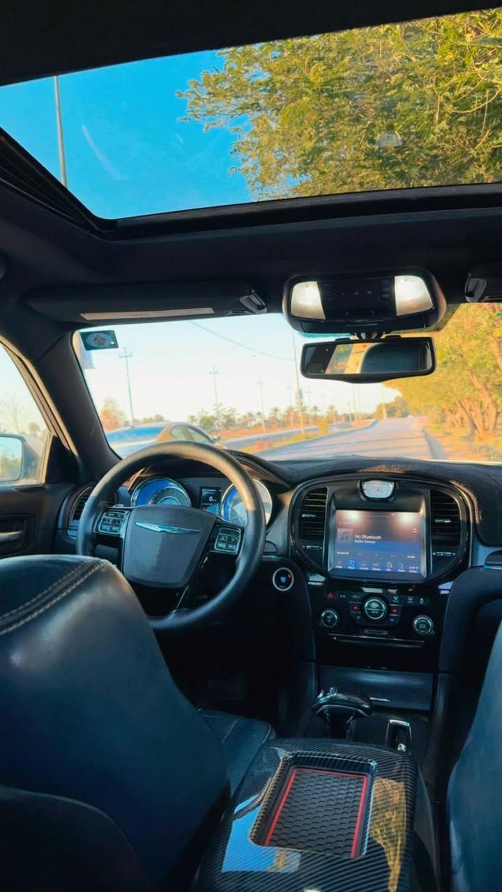 السلام عليكم اوباما 2014
فول مواصفات S محدثة 22 
ماشيه 163 حقيقي شرط الفحص 
رقم بغداد بااسمي ومواصفاته معروفه 
فتحه 
شفتات 
كروس 
بك لايت سموك
كير مكينه مكفول على فحص 
ادامه جديده من حداديه ويلات تايرات مجموع بانزين و مجموعه تبريد كلها جديدة 
بدون أي نقص 
مكان مركز بابل 
للتفاصيل اتصال أو واتس ***********
