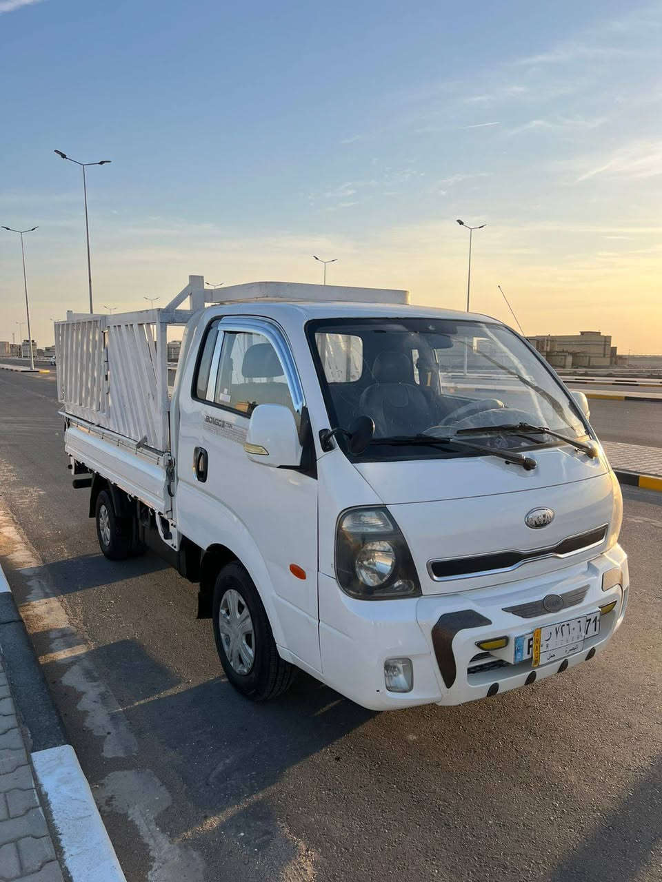 كيا بنكو مكفولة موديل ١٤مجول كير مكينه حدادة رقم شاصي مكفولات سعر ١٠٢ رقم بصره مكان  بصرة رقم راعي السيارة ***********
