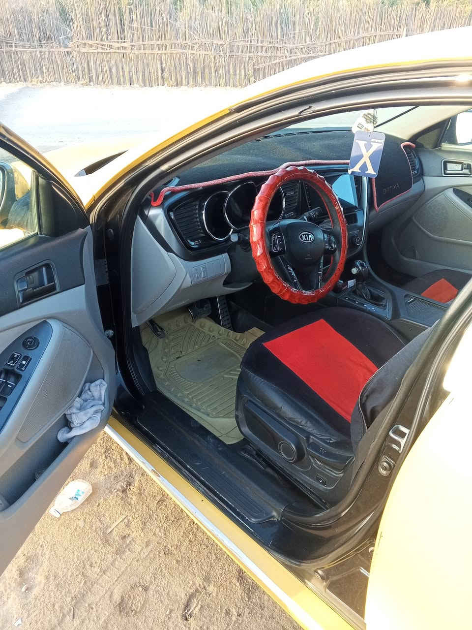 سياره اوبتيما خليجي مكينه 2400 دوش 
موديل 2012 مكفولة كفاله عامه سياره ليبل واحد مكفوله من فتح وتبديل اي قطعه مكان السياره الناصريه
السعر 120 رقم بغداد 
***********
