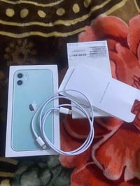 آيفون ١١ عادي بطاريه ميه مبدله  نضافه ب الجهاز ميه كامل ملحقات الجهاز ...