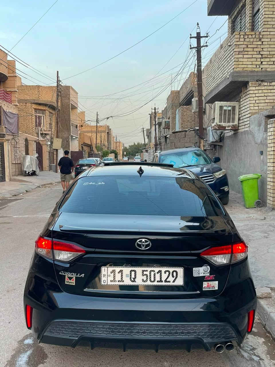 السلام عليكم للبيع او مراوس بوارد صين كورلا 2022 ياباني اصل فول للاخير تدفئه تبريد مقاعد تدفئه ستيرن شحن واير ليس رادارات بلمري تشغيل عن بعد فول للاخير حادثه قطعه وربع جاملغ عكس سايق وربع من بنيد بس بخ وبيه طخه بسيطه بلقماره باقي سياره مكفول رقم بغداد بسمي تحويل مباشر 
السعر 137 للاستفسار ***********
