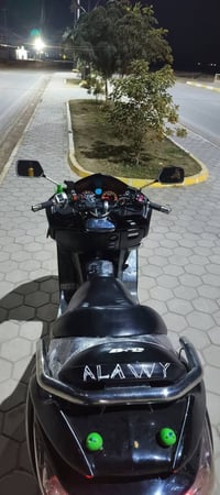 فورزا  09كفالة عامه.. . شوفه عينك دراجه ونضافتها احله من الصوره.  شلعه...