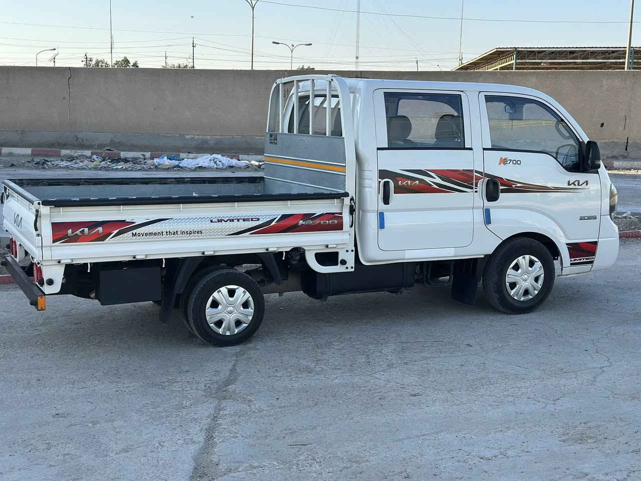 كيا دبل قماره موديل ٢٠٢٥
محرك ٢٧٠٠
رقم بغداد الجديد 
تحويل مباشر شخصي مو شركات 
جاهزة فراش بدي +دوشمه كشنات+كاعيه جلد +تنته مغلفه
سياره جديده كفاله عامه من كلشي 
فول مواصفات للأخير 
للاستفسار 
***********
*********** 
مكان بابل
