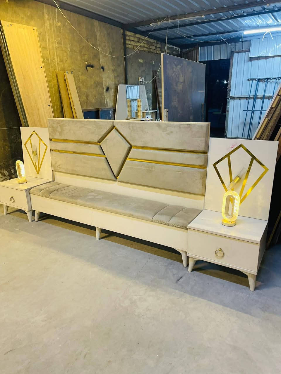 غرفه ترڪي مستخدم
مديل حديث 🇹🇷
10قطع 
جربايه مخزن 🛌
شازلون مخزن 💢
نضافه 95\💯
نضام ابواب 💢
السعر 700💸
مع شد🪛 ونقل 🚚  مجاني  داخل بغداد  محافظات بكروه


**إذا كنت صاحب هذا الإعلان وتريد حذفه لأي سبب، رجاءا أرسل رسالة إلى الدعم الفني**