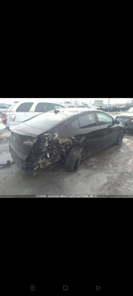 للنترا ٢٠٢٠ رقم بغداد فول مواصفات 
وارد كندي 
حادثها جاملغ خلف السايق وشويه من قبق الجنطه 
صبغ بيها الجاملغ والباب الخلفي وقبق الصندوق صور الحادث موجودة يمك

بجم كبس 

سيارة خير من الله 

للبيع 135

***********

مكانها بغداد بغداد, العراق
