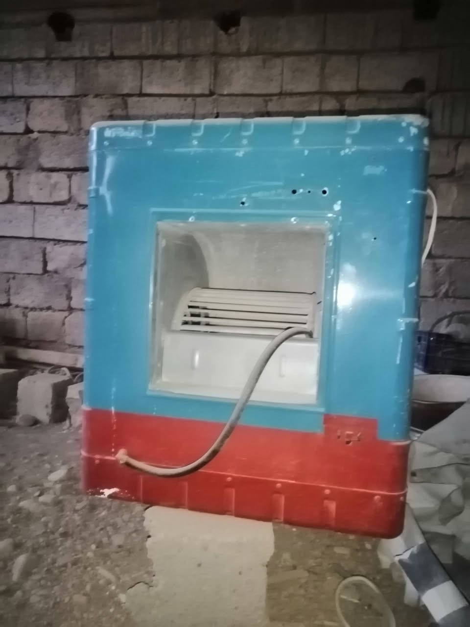 سلام عليكم عندي مبرده لبيع


**إذا كنت صاحب هذا الإعلان وتريد حذفه لأي سبب، رجاءا أرسل رسالة إلى الدعم الفني**
