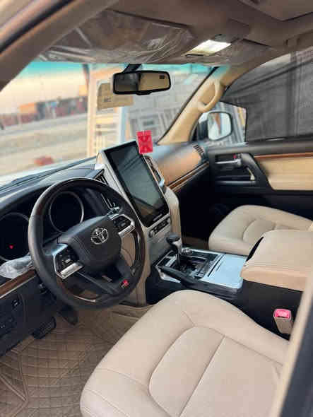 لاندكروز مديل 2008 محدثه 23 السياره جديده كارتون مواصفات vx مكفوله من الضربه والصبغ ما عدى قطع التحديث 8 سلندر شرط الكفاله تخم تاير حداديه تبريد رقم بغداد مشروع وطني رقم جديد سنويه جديده هزه جديده التحويل ثاني يوم السياره كلش مناسبه سعرها 290 وبيهه مجال بسيط حك الجيه بس رقم الهاتف *********** عنوان السياره بصره المدينة
