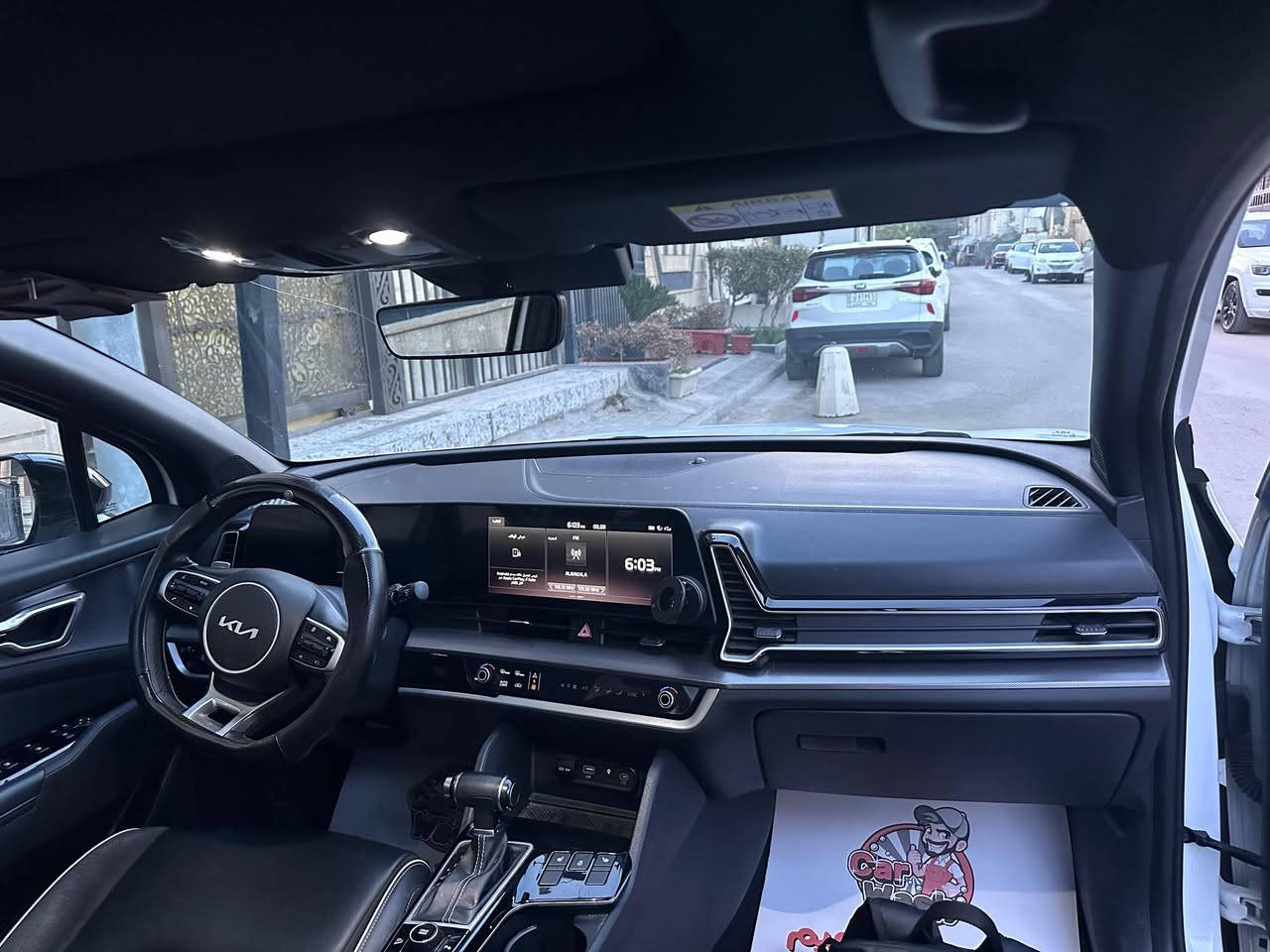 وَقُلِ اعْمَلُوا فَسَيَرَى اللَّهُ عَمَلَكُمْ ﴾
🔹 للبيع – Kia Sportage GT-Line 2024 وارد خليجي
الفئة الأعلى GT-Line – مواصفات كاملة
▪️ الموديل: 2024
▪️ الوارد: خليجي
▪️ الممشى: 41,000 كم
▪️ اللون: (ابيض )
▪️ الضمان: ضمان دولي ساري

#السعر 26.5 وبيها مجال بسيط 
الله يعمر #حلالكم
🔸 الصيانة:
تبديل دهن فقط لدى شركة Kia حصراً، وجميع الوصولات موجودة.
🔸 الملاحظات:
السيارة فيها حادث (مذكور بالصورة بكل شفافية) ولم يتم اللعب أو التلاعب بها، والحمد لله الضرر واضح ومبين.
🔹 المواصفات (GT-Line فل كامل):
✔️ شاشة كبيرة مع نظام ملاحة
✔️ كاميرات 360 درجة
✔️ حساسات أمامية وخلفية
✔️ فتحة سقف بانوراما
✔️ مقاعد جلد رياضية
✔️ تشغيل بصمة
✔️ رادار أمامي وأنظمة أمان متقدمة
✔️ جنوط رياضية قياس كبير
✔️ إنارة LED كاملة
✨ السيارة نظيفة جداً، استخدام شخصي، محافظة عليها، جاهزة للفحص بأي مكان.
✨ فرصة لمن يبحث عن سيارة شبابية، عملية، واقتصادية بنفس الوقت.
📍 الموقع: (الكراده /متواجد صباحا )
📞 للتواصل: (***********)

فقط اتصال اجيب اي مسج اسف
