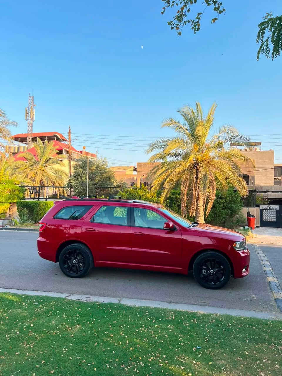 دورنكو 2019
GT خليجي 
6 سلندر 3600
ماشيه 91 الف كيلو 
فول 
سلايت
بصمه 
تشغيل عن بعد 
ثلاث شاشات 
داخل جلد اوف وايت 
تدفئه تبريد بل كشنات
حساسات 
شاشه كبيره 
وباقي المواصفات 
السعر 265$ وبيه مجال 
مكان السياره بغداد حي الجامعه 
☎️ ***********

