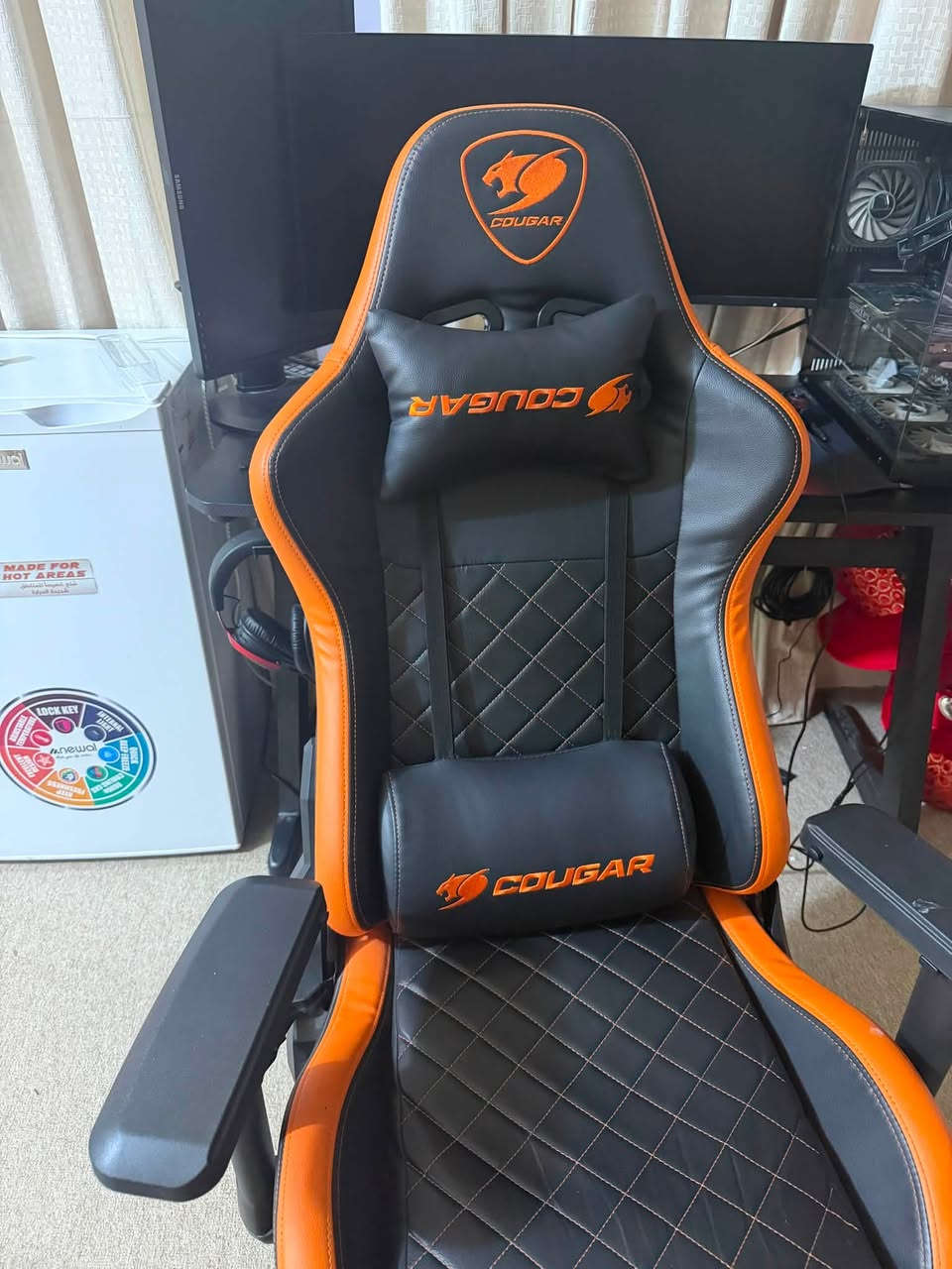 السلام عليكم pc للبيع مواصفات 14600k i5 cor
apu 4070 super msi ventus ram 32 ddr5 6000 Vengeance
motherboard B760 msi tomahawk wifi mag
hard 1T ssd samsung 990 evo
powersupply 850 thermalright
intercoller 360 thermalright
case mass 0.6 7 far
 رامات 32
وياها ماوس لوجتك 
 و شاشه شاومي 180 هرتز مقوسه حجم 34

و كرسي ماركه معروفه 
و ميز يعني سيت أب كامل شرط الأشياء كلهن جدد 
سبشل ادشن 60% reddragon kevboard
Headset cloude alpha wirelees
ups 3000KV risinc
كل كراتين موجوده مال كل قطعه
سبب البيع عدم التفرغ مكانى نجف الاستفسار اكثر تواصل *********** الله شاهد مكلفتني فوك ال 3 ملاين ابيعه ب 2500
