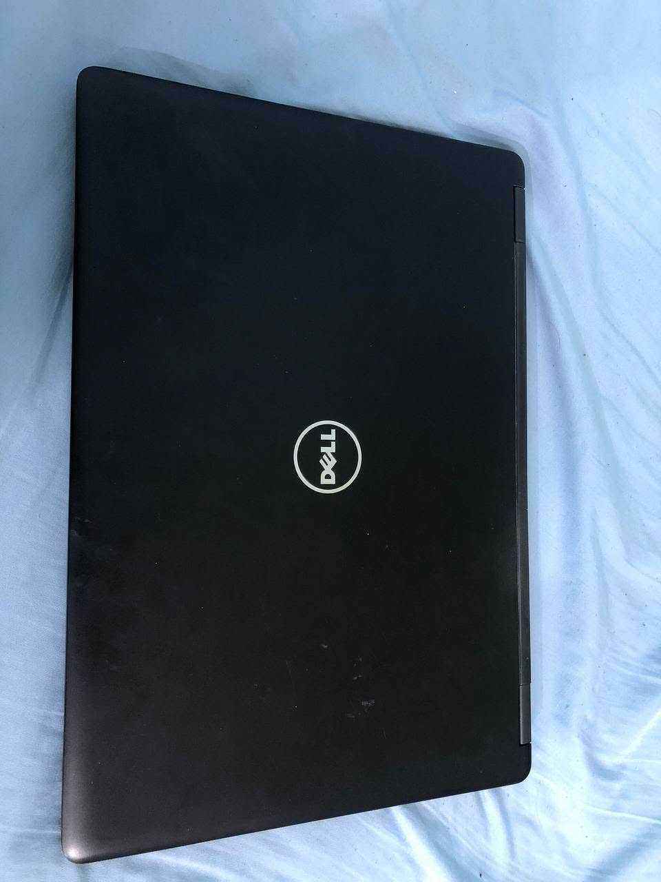 سلام عليكم لابتوب مستعمل نضيف
المواصفات
معالج : core i5-6300U
الرام : 8gb
والباقي المواصفات بالصوره كدامكم

للاستفسار عن السعر واتساب ***********
