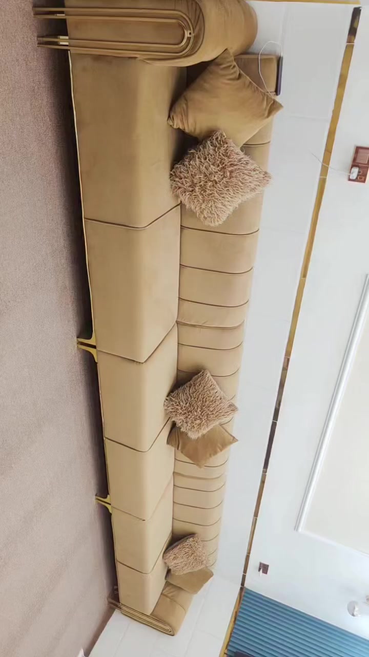 تخم جديد5 امتار تفصال تكمة الله شاهد يم كادر تركي 975 صار علية اريدة 500 ويا هم انطي جديد  عنوان الشعب حي التجار ***********
