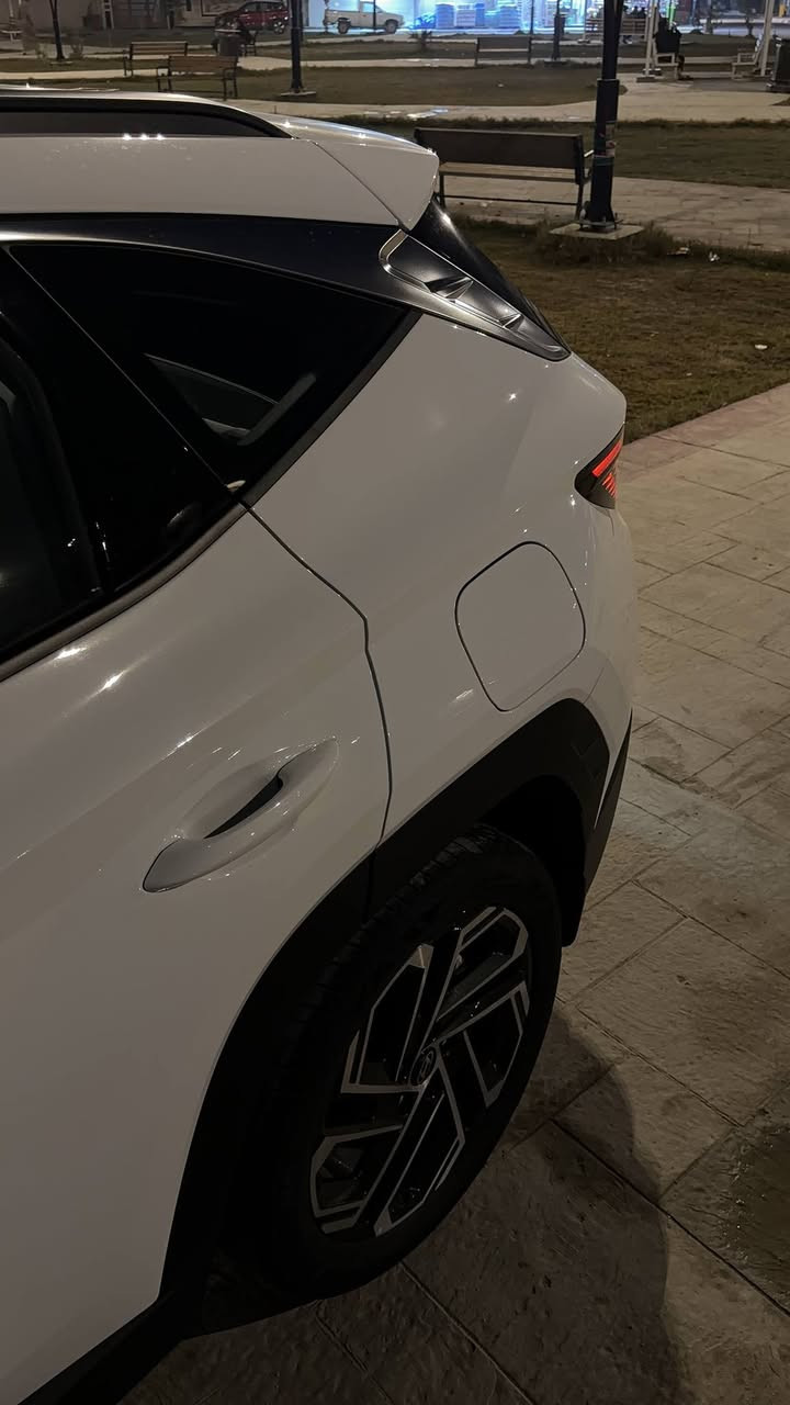 توسان خليجي 2026للبيع او مراوس
ماشيه10000
موصفات 
كشنات كهربائية 
صندوق كهربائي 
كشنات تبريد 
بصمه 
حساسة 
لايت ديناميكي مع فرت الستيرن
بردات خلفيه

السياره بيه باردPDR
بل الجاملغ الامامي الايمن والباب الايمن بي على كد شبر مو شبر اهل المعارض
السعر230وبيه مجال شي قليل
للاستفسار ***********
