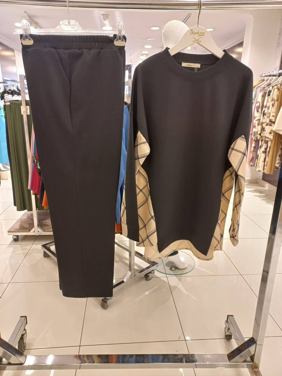 🦅 ازياء بشار 🥳2025 / 2026

تم وصول ( سوت )
قياسات _خاصه 

توجد خدمه توصيل 🚚داخل الصويره ولجميع المحافظات العراقى 🚛

العنوان/ واسط صويره شارع نجمه مقابيل ماركت بيت ميره     🧿ازياء بشار 🧿

الحجز *********** _واتساب
