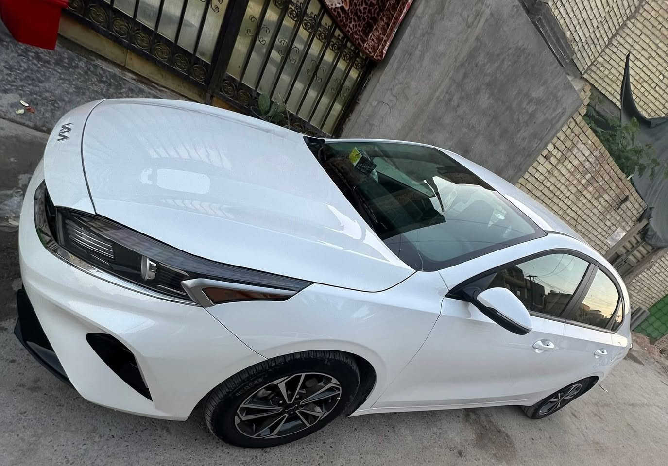 يالله
سلام عليكم للبيع كيا فورتي موديل 2024وارد امريكي حادثه جدا بسيط شويه بل بنيدالعنوان بغداد *********** صور حادث موجوده بل منشور
