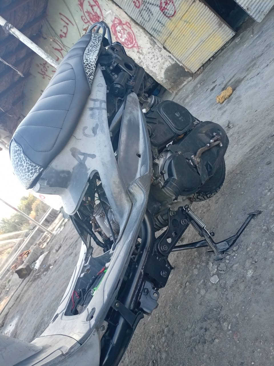 سلام عليكم شباب ماطور تعمير كله جديد شلعه ومعدل تبطنش بكانه تاخذه تترحملي والله صالي يومين من عمرته كلجات جدد  أول فتحه أله 55 ألمطور احله من صور بهواي والله حواضن وقبق هندر وكلجات وسبايدر كله جديد ماكو شي بي مو جديد مكاني نعمانيه خاص موجود ***********

