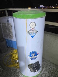 كيزر البيع طحان شغال مابي شي السعر 125 وبي مجال قليل 07782256399