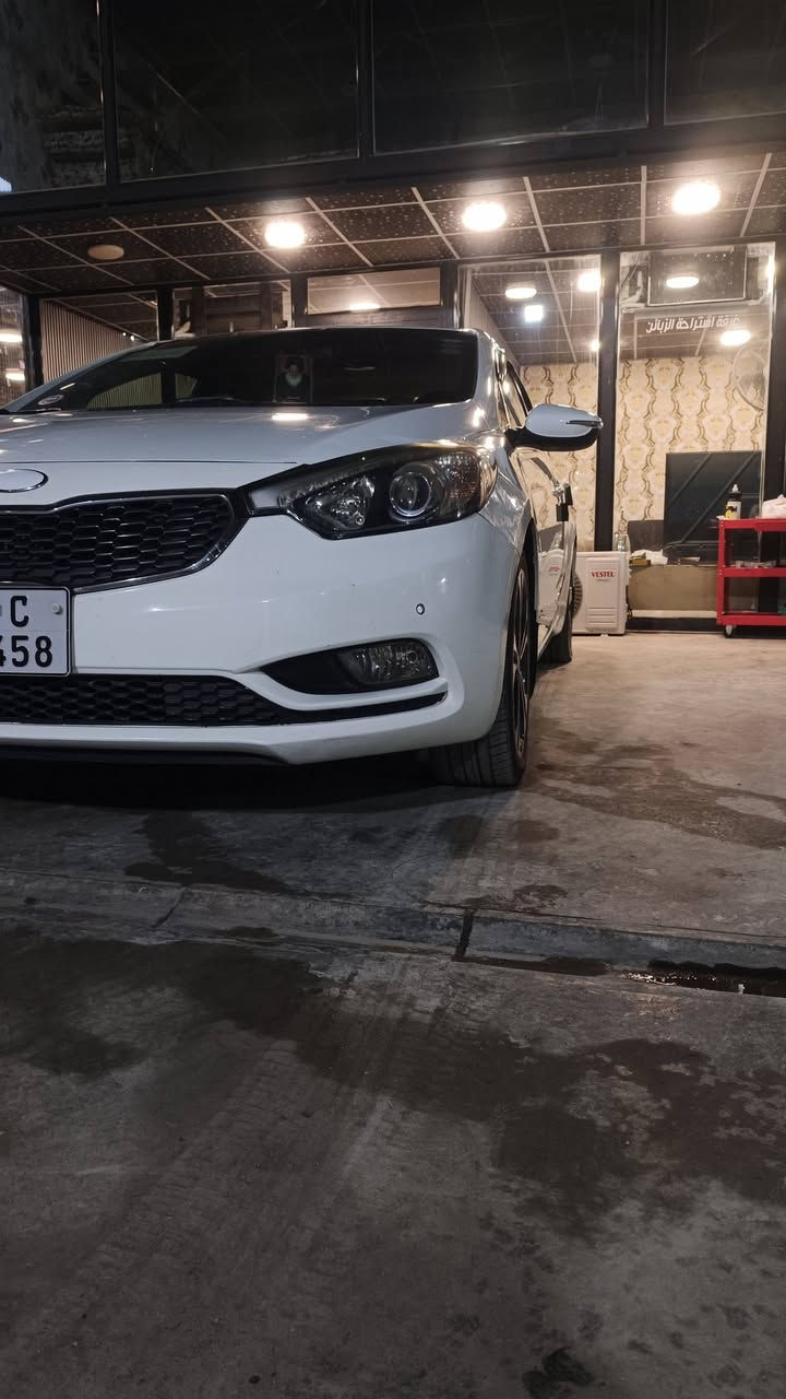 السلام عليكم
كيا سيراتو2013 ( خـليـجـي )
فول فول مواصفات سلايد فتحة سقف 
رقم اربيل تريد وكاله او تحويل 
موصفات السياره سلايت تحكم 
ستيرن مثبت سرعه شفتات ستيرن مري 
شفط 5 ويل كب تبريد قطعتين كامره
 حساسات أمامية وخلفية لايتات شمعه
 ليد أمامه وخلفي  ستيرن ثلاث وضعيات 
قيادة السنويه جديد وهزة جديده
 تعديل بارد قليل ب جاملغ الامامي 
السياره ماشيه فوك200الف
 وكير سياره بشرط مكفول
السعر 122 وبيها مجال 
 مكان السياره النجف الأشرف ***********
