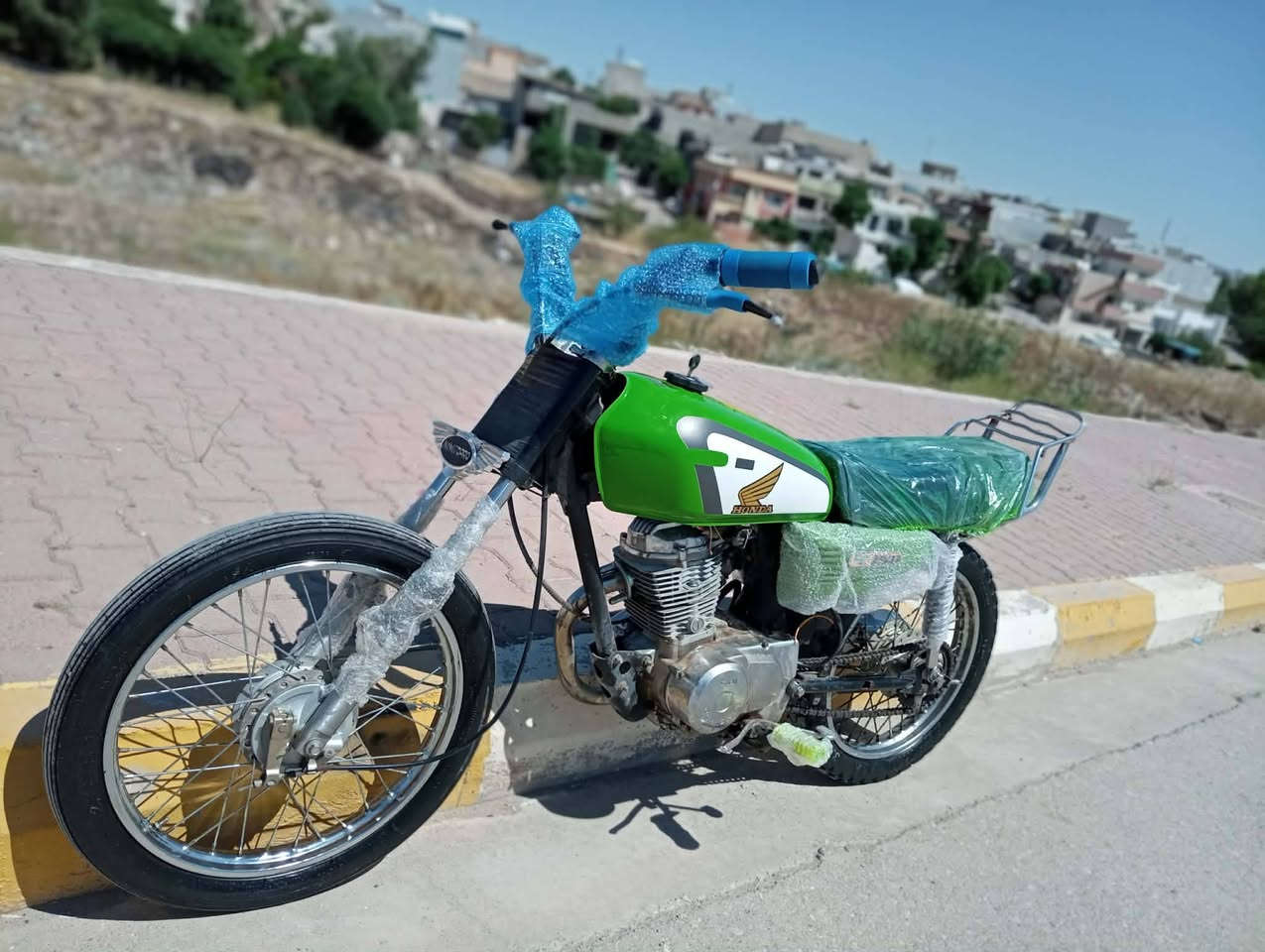 سڵاوی خواتان لێبێێت . ئەم کڕاسەجوانەمان هەیە بۆفرۆشتن زۆر پاکوجوانە هەمووگیانی بەشەرت تەنکو کوشن تازەن هەمووگیانی تازەن بەشەرت زۆر بەقەوتە مەکینەی چرکەی تیانیە نەسەوت نەڕۆن نەدووکەڵ هێچی هچی نیە بەس ماشەللەیەوێت مۆدێلی2024 سعری 350معامەلەیەکی کەم شوێن سلێمانی ژ.م***********
