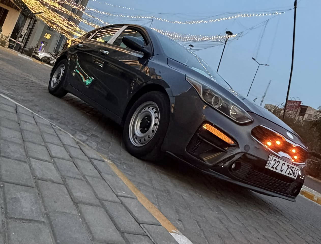 سلام عليكم فورتي للبيع  موديل 2020 سيارة حادثه جاملغ او بنيد صور الحادث موجودات سيارة جاهزه تحويل مكاني بغداد سعر 125 (***********)
