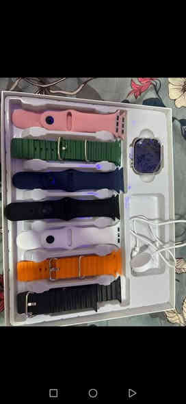 ساعه ابل ماستر كوبي اخذته بس جبيره ماملبوسة ابد للبيع استفسار ***********
