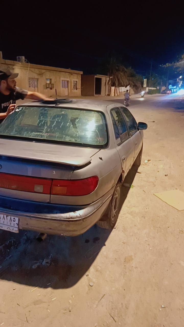 السلام عليكم 
***********
سياره كيه سيفيا مديل 93 سياره جديده وحلوه
محرك كير توب
بور ستيرن جديد
حداديه حلوه درايمات جدد بلاديات الاصلي 
تاير جديد 
بكلايت جديد
سياره احله من الصور 
مكان سياره بصره البصرة, العراق
