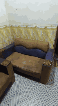 قنفات العدد 4 السعر 150المكان في دور الشرطه قرب محطة الكندي الهاتف‏‪0774 933 1694‬‏
