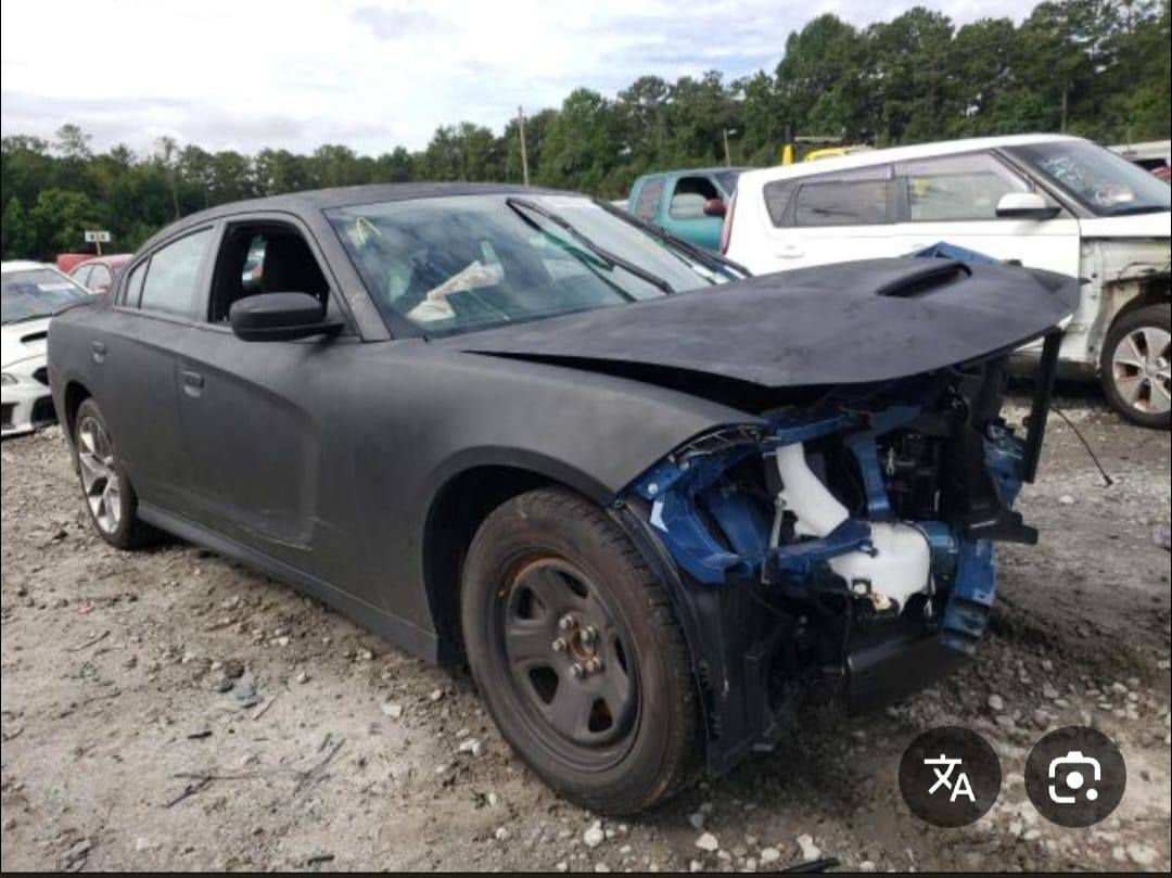 السلام عليكم للبيع جارجر موديل 22 اصل GT حادث ٣ قطع جاملغ تبديل وباب تبديل نفس الون اصليات  وبنيد نفسه مصلح يعني السياره قطعه وحده صبغ رقم بغداد أب اسمي حصرآ ماشيه ٦٠ ميل كامله من كل النواحي رايده 215 $ يعند شددتين و 15 مكاني بغداد ***********
