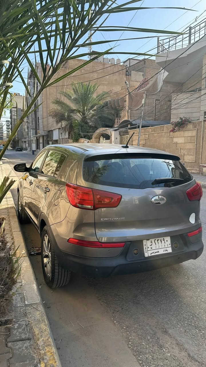 سبورتج ٢٠١٤ وارد امريكي
السيارة خير من اللّٰه المكينة ناعمة مابيهه دوانز سيارة

مطالعة محافظات و استخدام منزلي بالعافية عالياخذهه ضررهه جنطة صور الحادث مرفقة بالمنشور و شوية بيهه شخوط بباب الصدر تتكحل

محورة من امريكا تشغيل عن بعد شغال و مابي مشكلة

تبريدهه ثلج حدادية ١٠٠٪ رقم بغداد

مكاني كربلاء حي الحسين 

رايدهه ب١٢٠ و بيهه مجال 

***********
