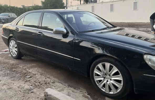 سلام عليكم مارسيدس غواصة شمالية 2001
مكان بغداد تفاصيل السعر 110ورقة👇🏼 
0771 936 5531 
غير متواجد عل فيس
