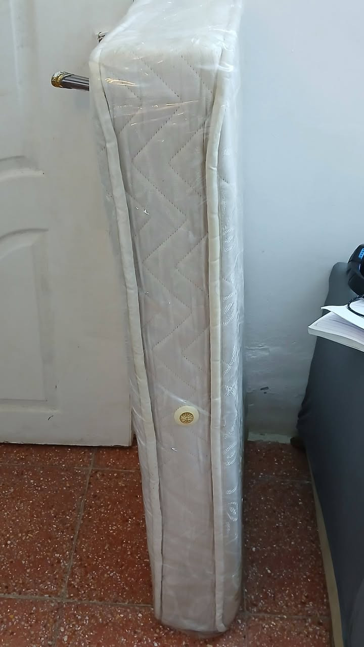 دوشك سرير طفل سبرنك
عمق ١٧
عرض ٦٠
طول ١١٧
بغداد الراشديه


**إذا كنت صاحب هذا الإعلان وتريد حذفه لأي سبب، رجاءا أرسل رسالة إلى الدعم الفني**