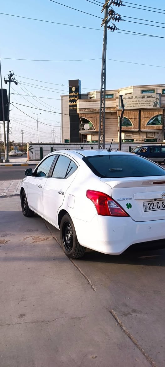 سلام عليكم.   للبيع فقط.    نيسان صني 2023
هندي بسم شركه وكالة تحويل ماكو اي مشكلة.  كفاله عامه من فتح وصبغ وتبديل كير مكينه حداديه تبريد كفاله السياره ماشيه 70 على وضع الشركه  بيها بارد مكدار اصبعين خفيف كلش  والباقي كفاله من الرصعه  السعر 115مكان السياره النجف للستفسار ***********
