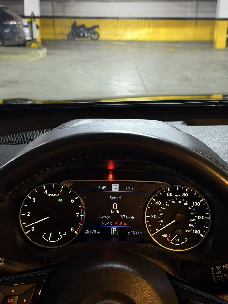 ئەلتیما AWD
2023 SV plus

رەقەم شانصی 1N4BL4DW5PN407031

١٦ هەزار مایل رۆشتوە 
شاشە گەورە و سلاید و کوشن هیتەر و رادار ٣٦٠ دەرەجە و کوشن کارەبا و ئۆتۆ هۆلد و برێک بەسمە یانی فول فول مواصفات بەس کوشن جلد نیە 
سبوخ و لێدراوی شوخت و هیچی نیە 
سەیارەکە یەک دینار مەسرەفی تێدا نیە 

رەقەم هەولێر

سعر 177 مەجالێکی کەم 

0750208 2868

0770140 5744
