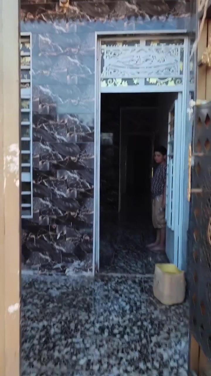 السلام عليكم
كرار الدليمي للعقار 
موقع البيت شارع الحشد 
مربع ال ٢٧ 
بيت ٧٥ متر للبيع 
للاستفسار ***********

