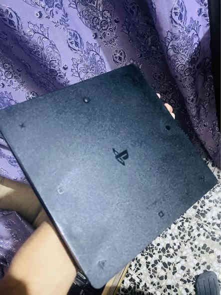 بلي فور بلي 4 سلم مهكر نص تيرا كلش نظيف ما مفتوح برغي  مع يو بي اس اعتقد يحتاج بطارية لان طافي حالياً وياه ثنين جوستك شغالات بي 4 العاب كول اوف ديوتي 6 اله الحرب  درايفر بيس 26 
السعر خاص 
مكاني بغداد حي اور ام الكبر مقابيل مدينة الصدر قطاع 26 معمل الغاز نهاية شارع الباندا شارع الضغط 
رقمي *********** 
ملاحظة ما انتظر احد اي شخص يجيني ابيع لو يخابرني شخصين بنفس الوقت بحساب بالسوگ وضمانه لحد ما استلم فلوسه لان محتاج ومستعجل افحصه الك وانطية الك ورجاءٍ الي يعامل وما يشتري لا يجي يسأل وبس
