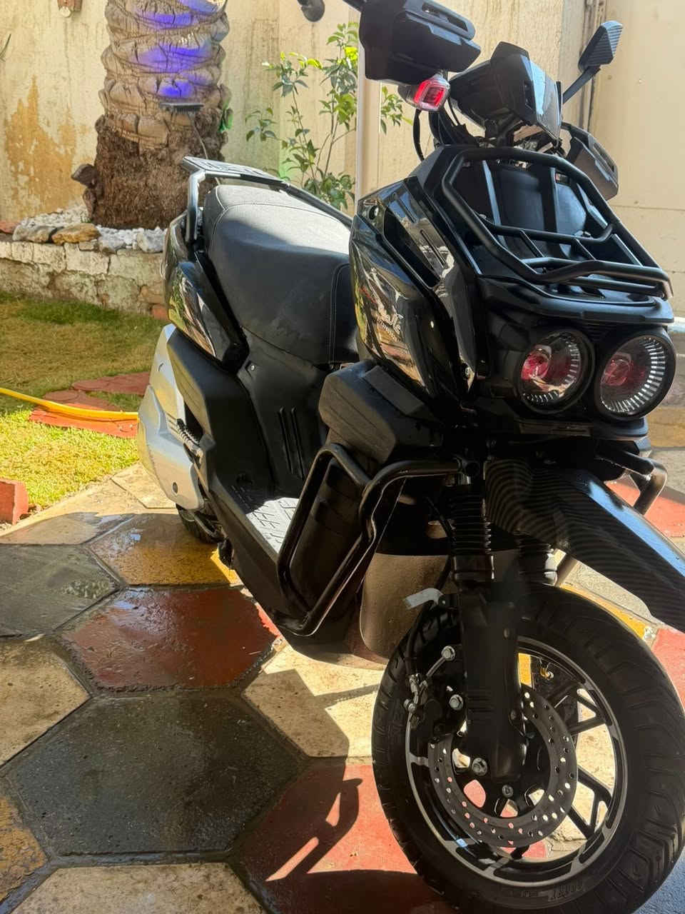 دراجه شحن اباچي 2025دراجه جدا نضيفه مصار شهر من شتريتها ٦ بطاريات مسطره   السعر ١٠٠٠ مليون دينار عراقي مكانها بغداد العامريه رقم الموبايل ***********
