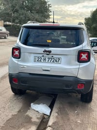 2020 JEEP RENEGADE, LATITUDE محرك 2400 بدون دواخل بدون ايرباك  رقم ارب...