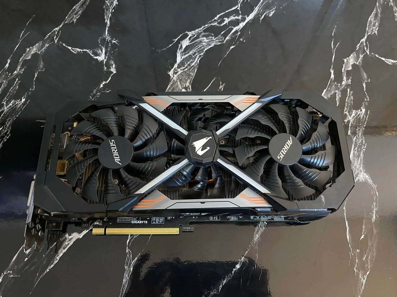 السلام عليكم كرت GTX 1080 ti Aorus Xtreme للبيع انطو سعر Edition 11gb


**إذا كنت صاحب هذا الإعلان وتريد حذفه لأي سبب، رجاءا أرسل رسالة إلى الدعم الفني**