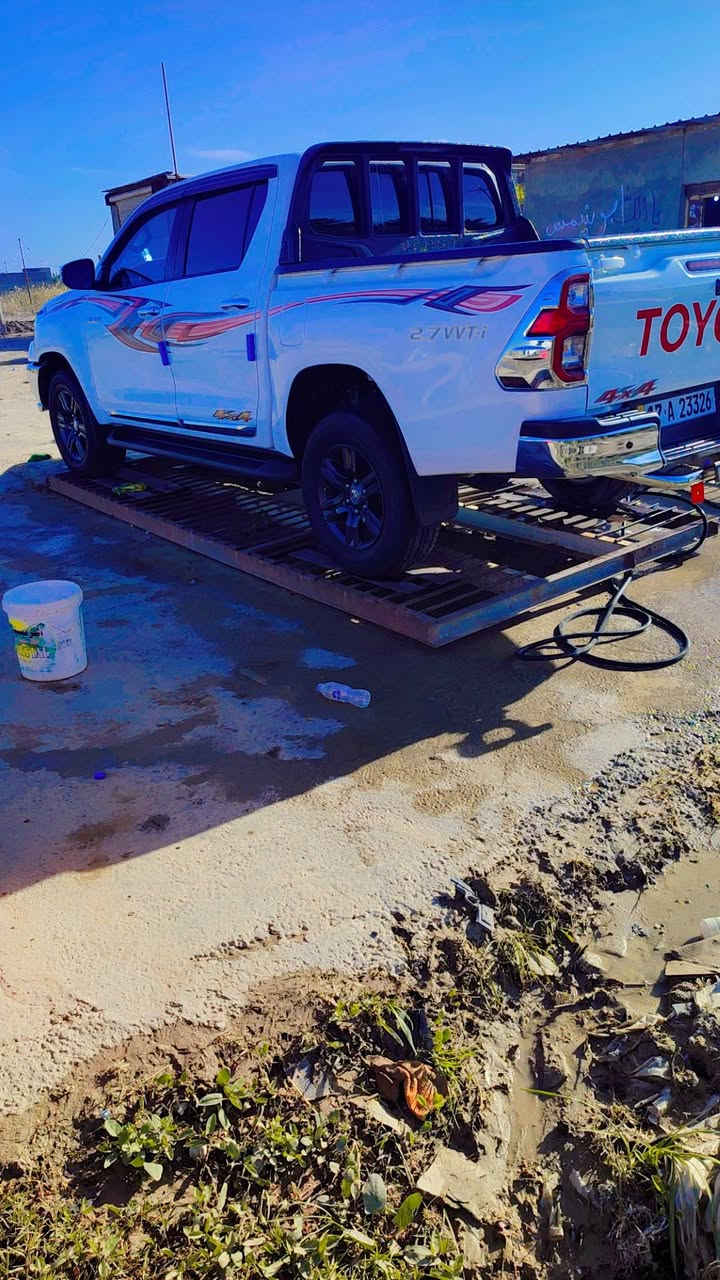 هايلوكس كويتي ساير رقم المثنى كفاله عامه ماشيه 100
فور ويل  المكان الحمزه الشرقي ***********
