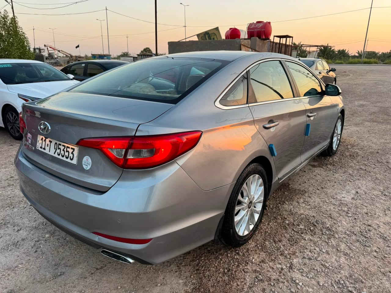 البيع سوناتا 2016 خليجي رقم بغداد بسمي محرك2400 دوش حادثه بيها رشات صبغ بدون تبديل بدون عابر سياره جاهزه من كلشي مواصفات واضحة العنوان الرميثه الشارع العام معرض الخليج الحديث *********** السعر 133 وبيه مجال بيع نقد فقط
